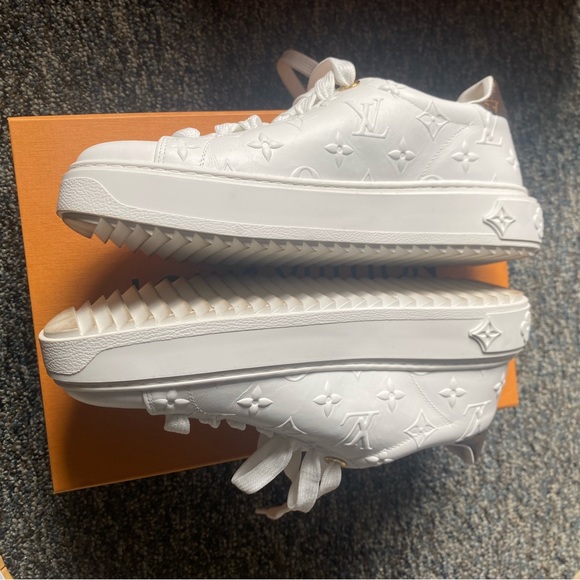 Louis Vuitton sneakers - Picture 11 of 15